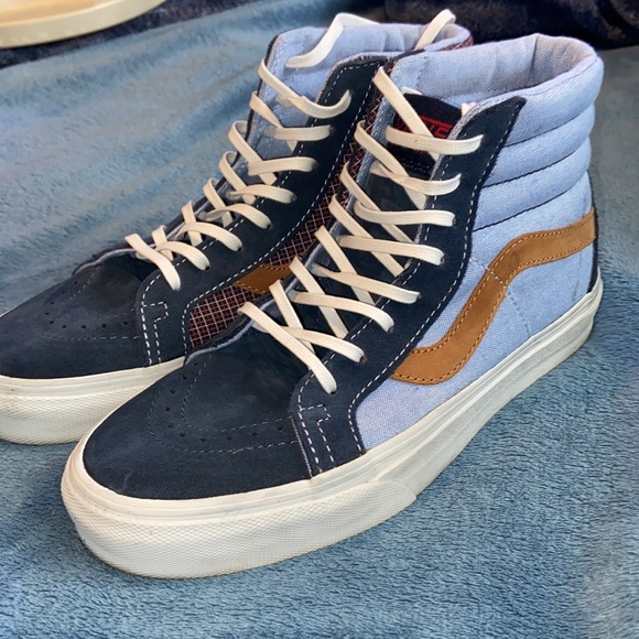 Vans - Picture 3 of 5